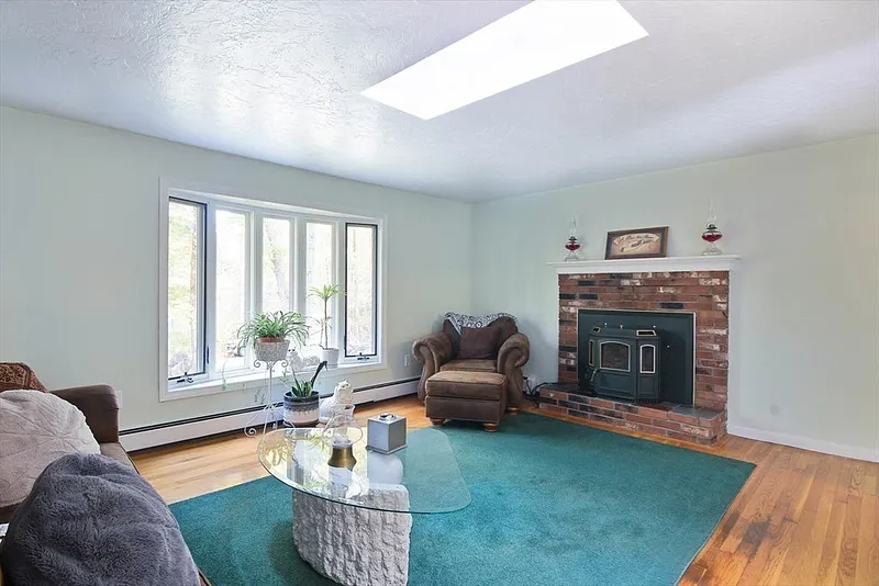 85 Paddock Rd Photo 11