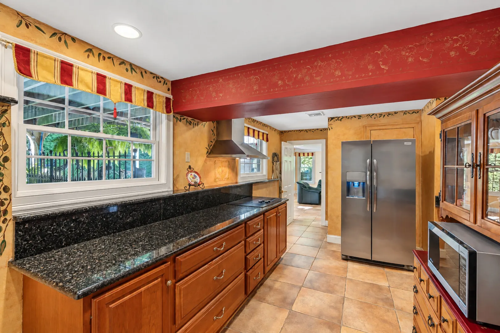 136 Long Lane Photo 36