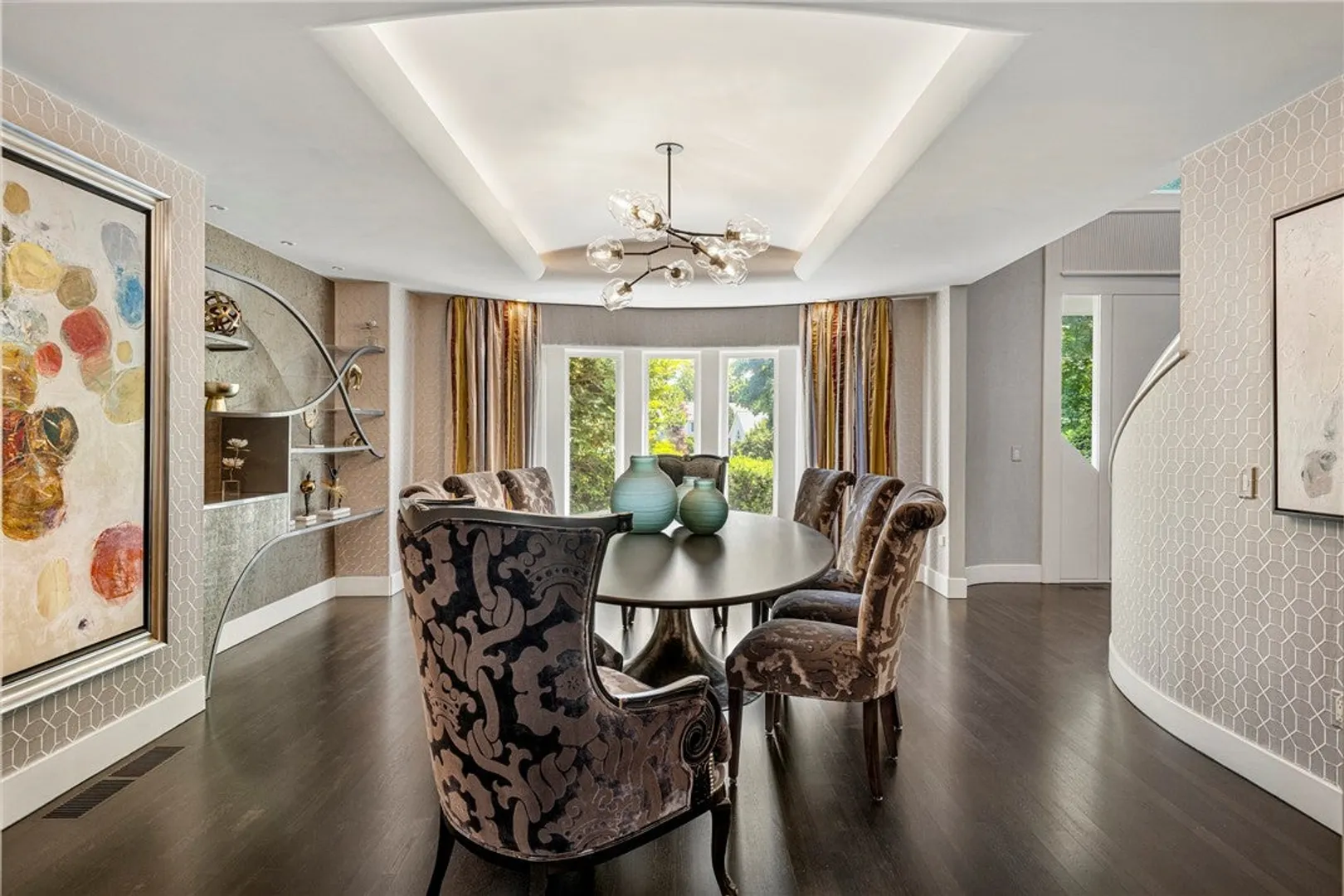 4 Jones Circle Photo 7