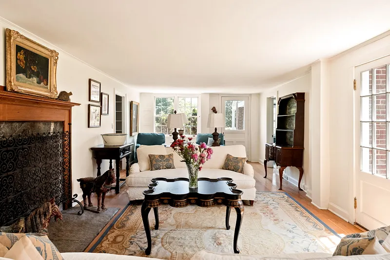 295 Smith Hill Road Photo 13