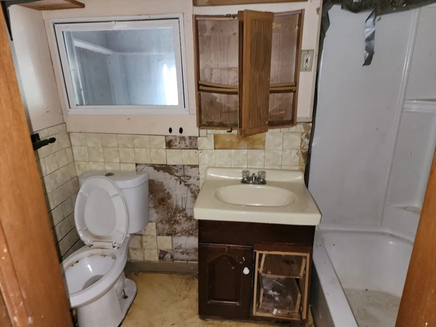 156 Grattan St Photo 18