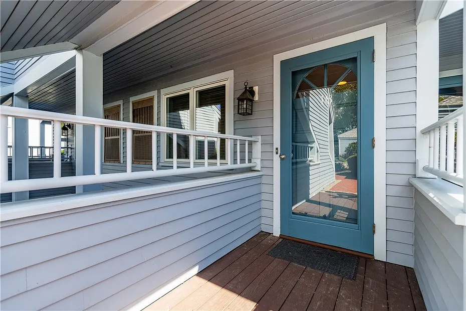 152 Crompton Avenue  #18 Photo 6