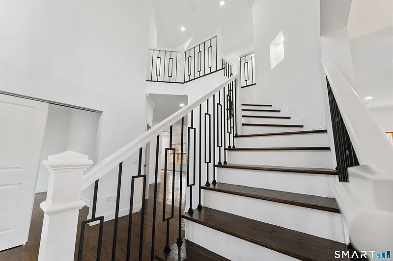 501 Taylor Hill Road Photo 16