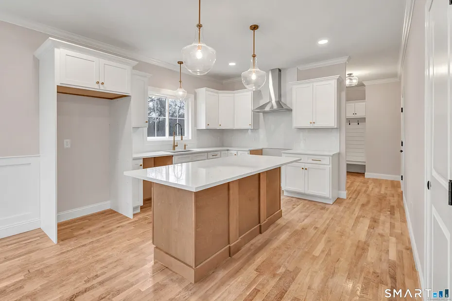 13 Belmont Avenue Photo 10