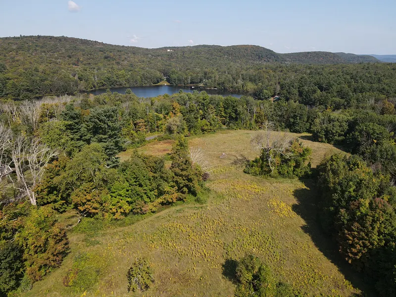 77 Deer Hill Road Photo 20