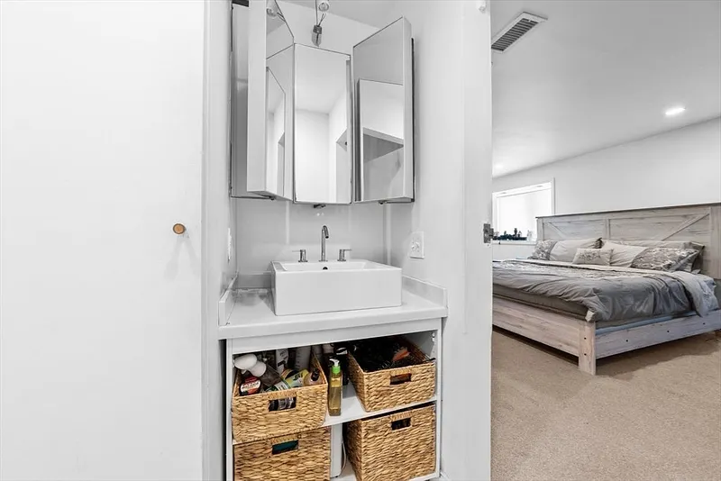 211 West Street  #10A Photo 19