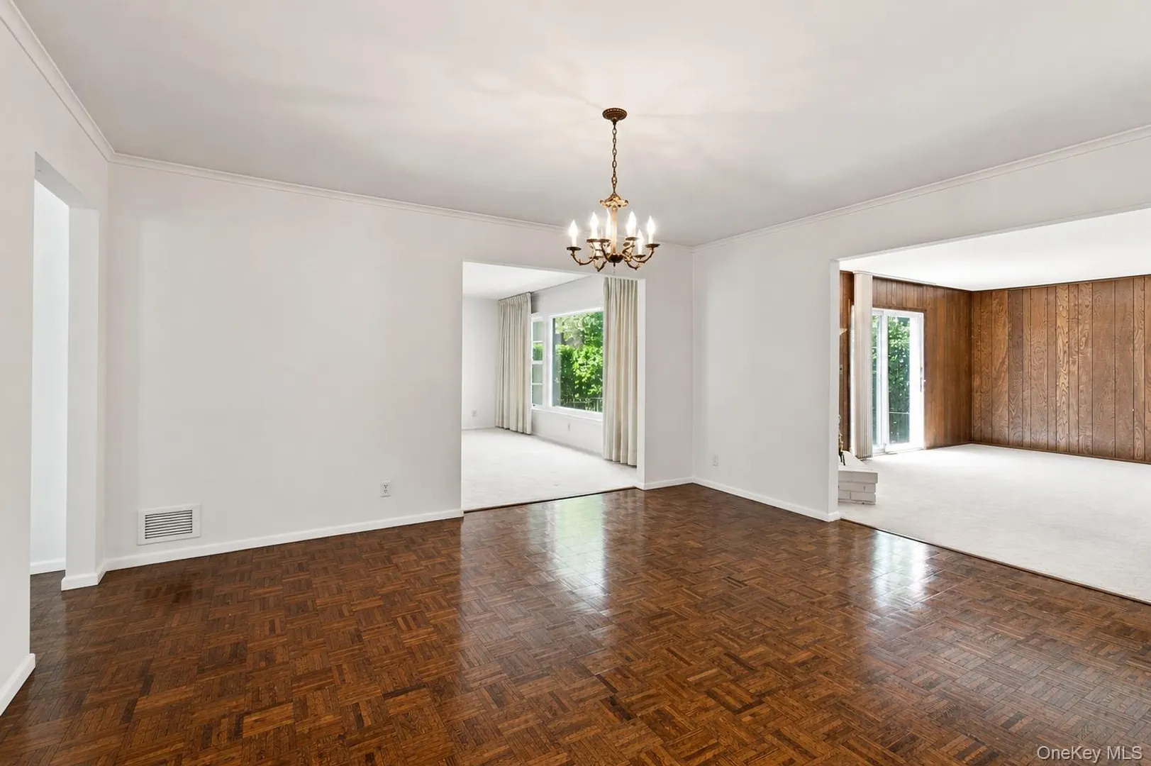 9 Parkfield Road Photo 9