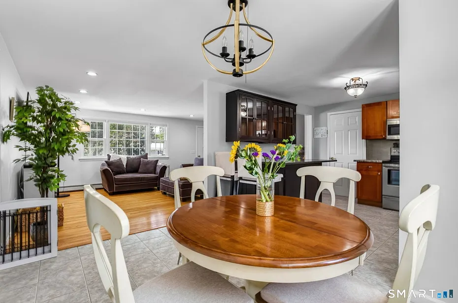 5 Beatrice Drive Photo 13