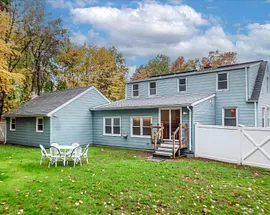 7 Colony Road