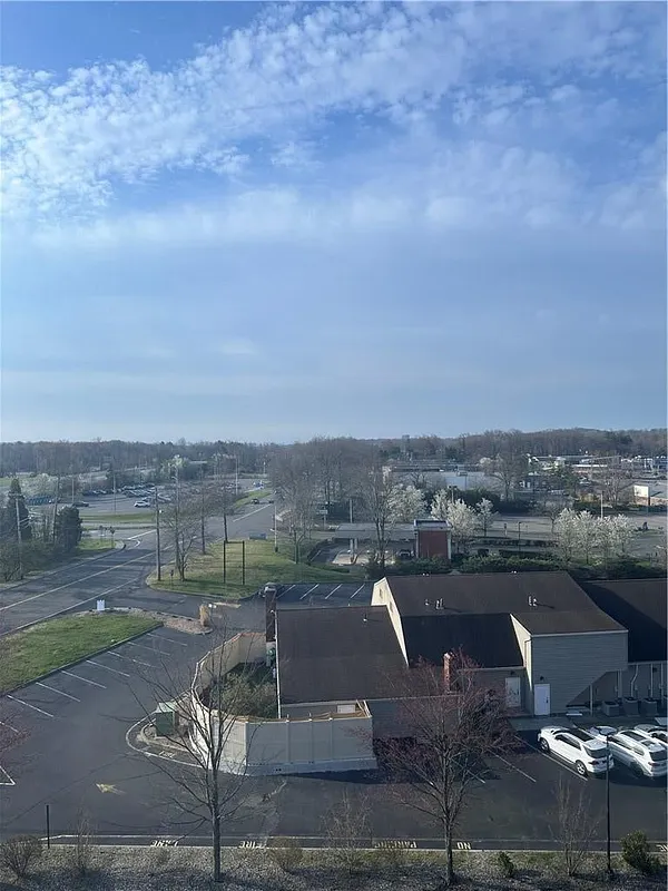 25 Smith Street  #502 Photo 6