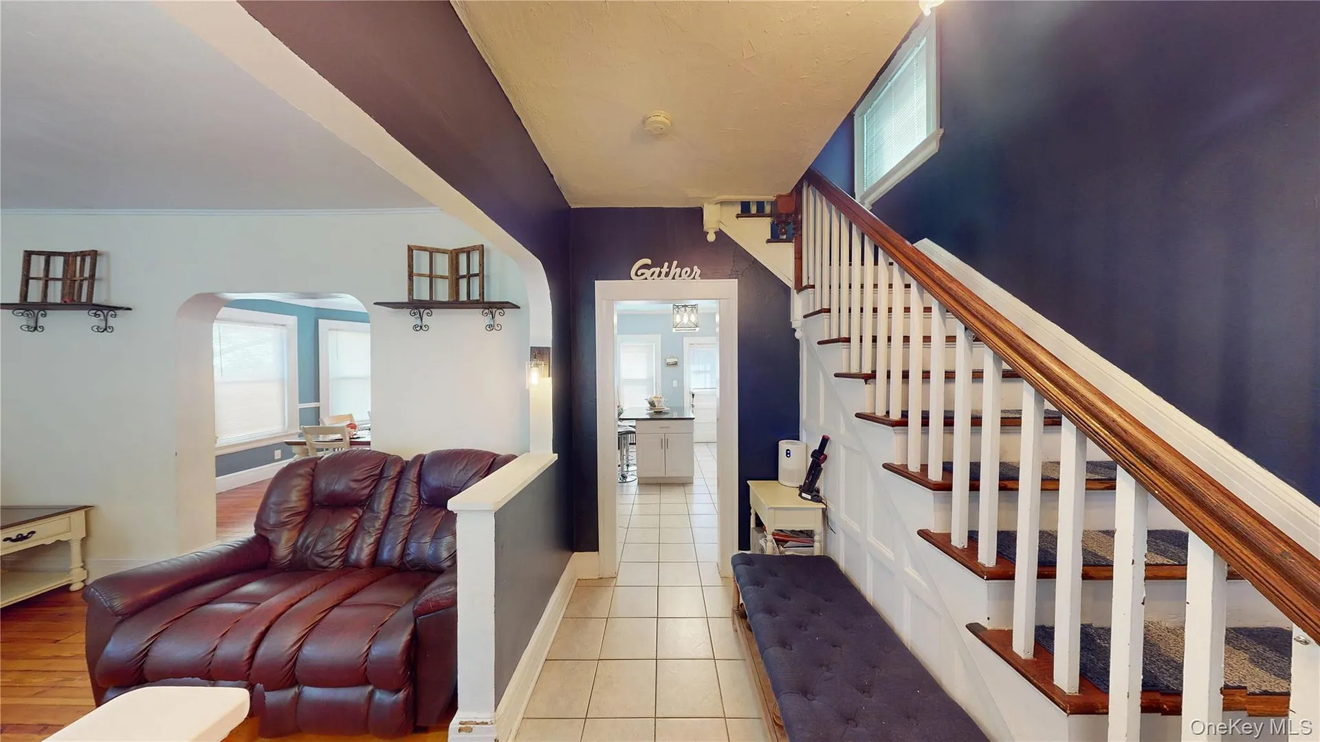 88 Grand Avenue Photo 6