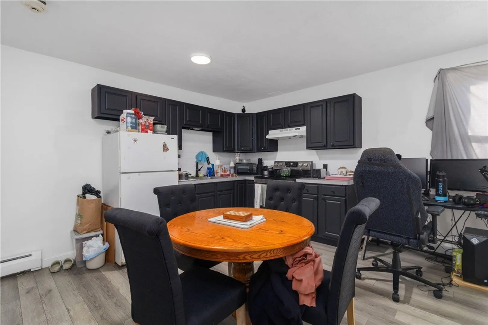 681 Providence Street Photo 11