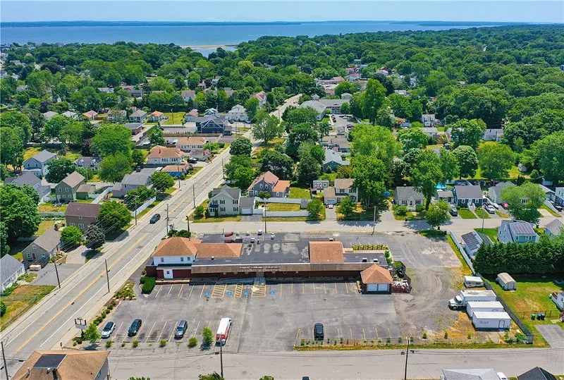 955 West Shore Road Photo 43