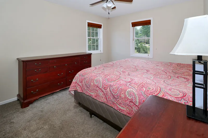 28 Brook Road Photo 26