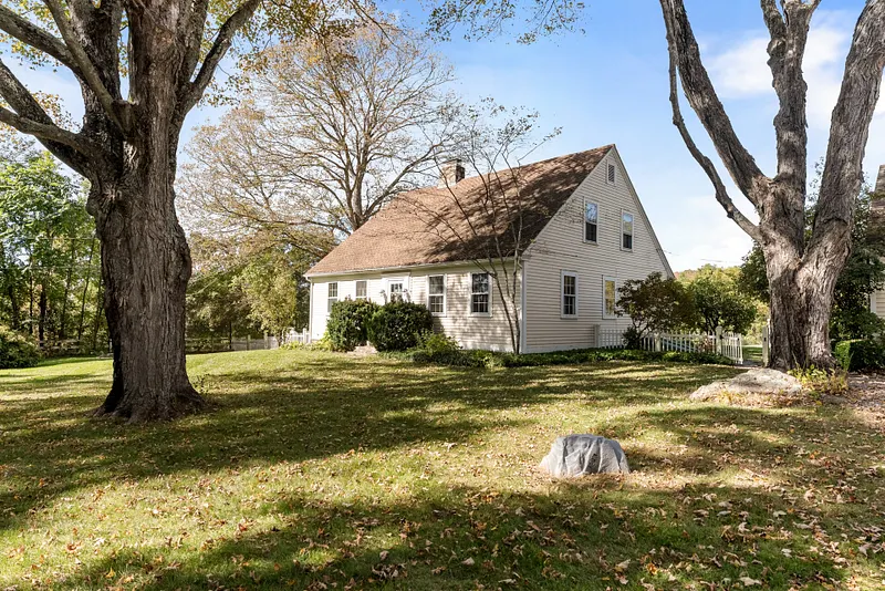 5 Elys Ferry Road Photo 15