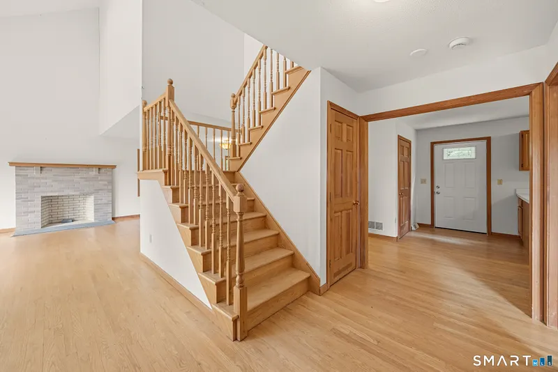 8 Margaret Terrace Photo 7