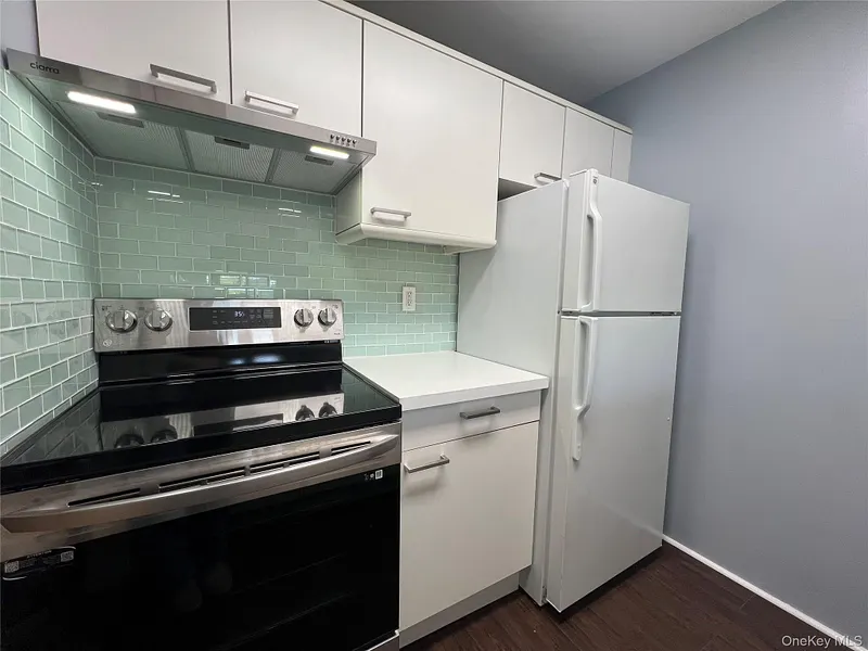 50 Columbus Avenue  #603 Photo 5