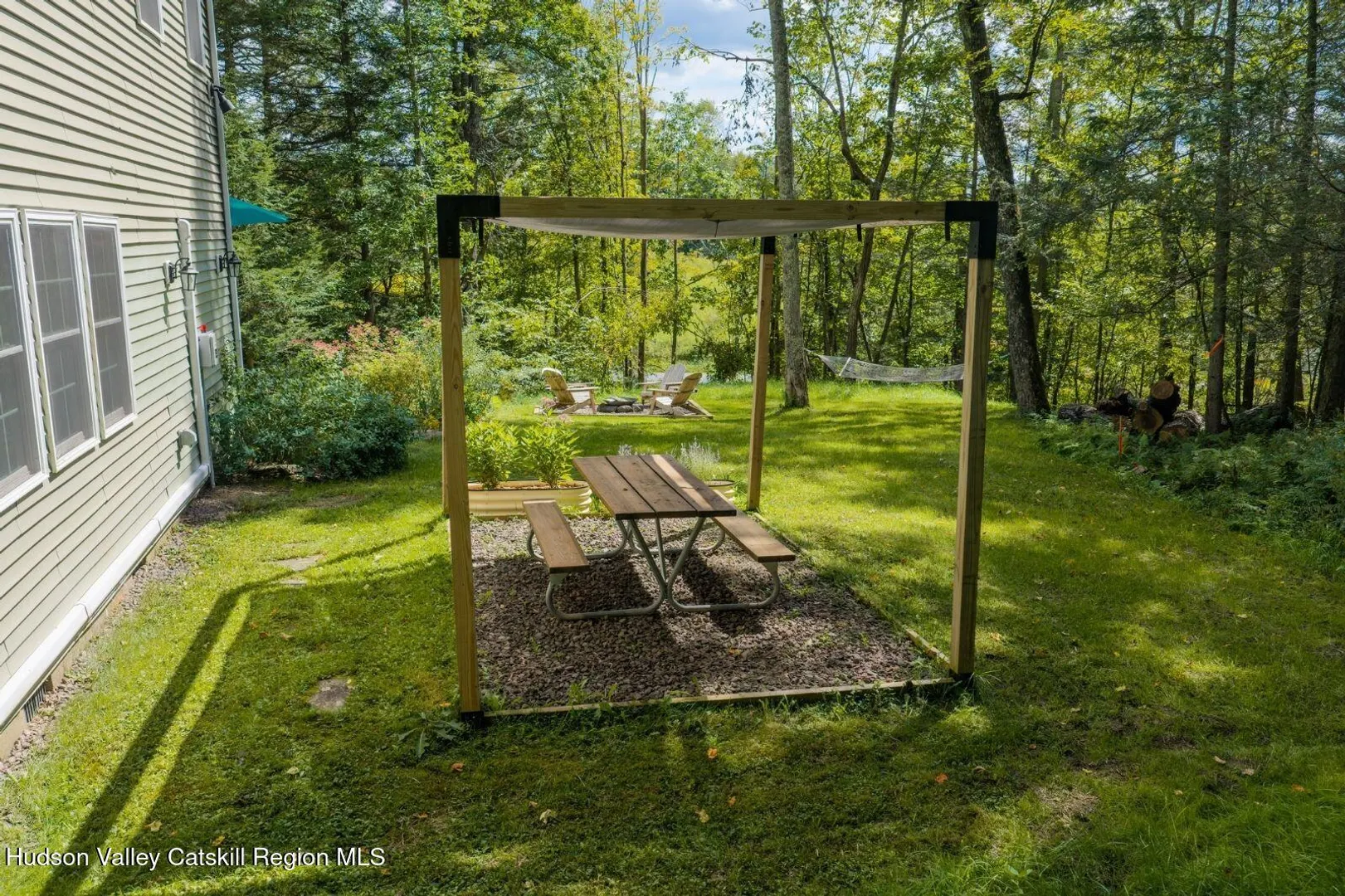 2211 W Hubbell Hill Road Photo 36