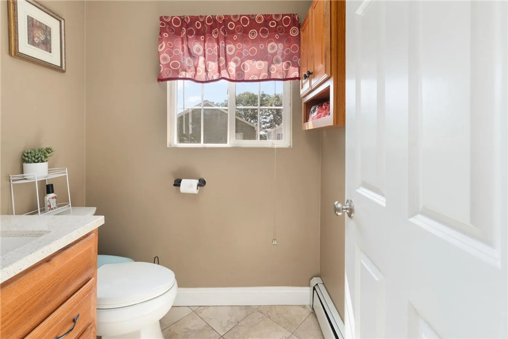 90 Rowley Street Photo 9