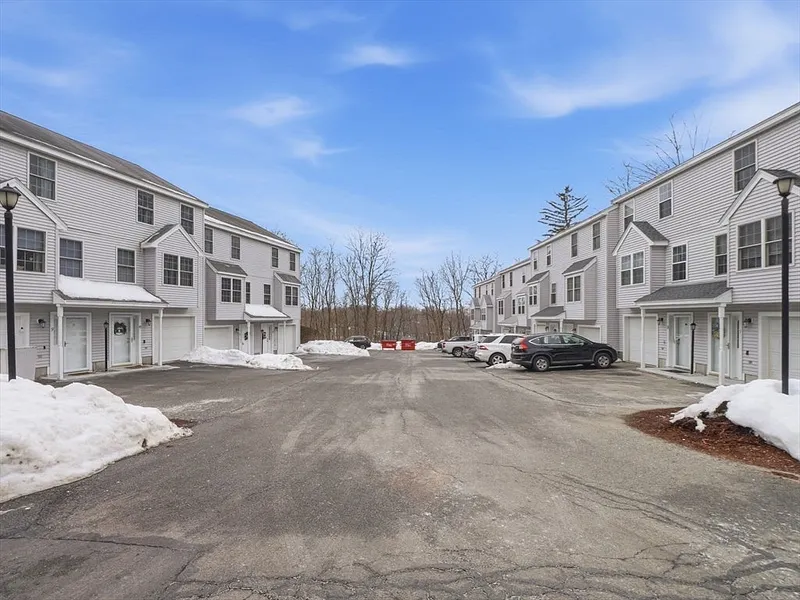 57 Wannalancit St  #11 Photo 34