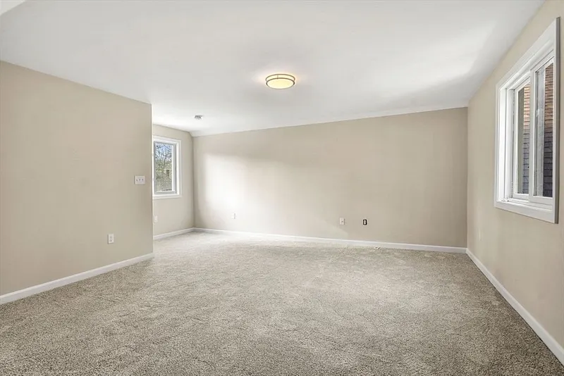 153 Coffin Rd  #10 Photo 31