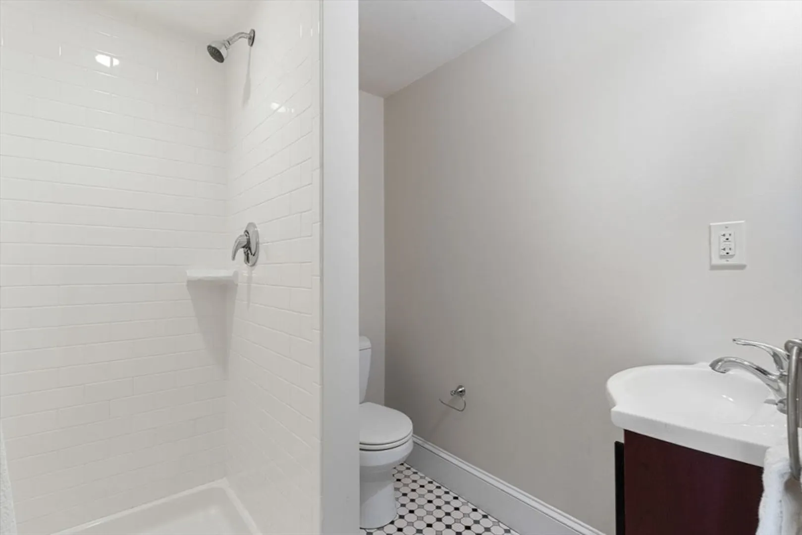 45 Gates St  #3 Photo 15