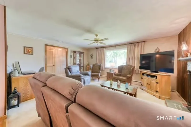 38 Kenwood Drive Photo 14