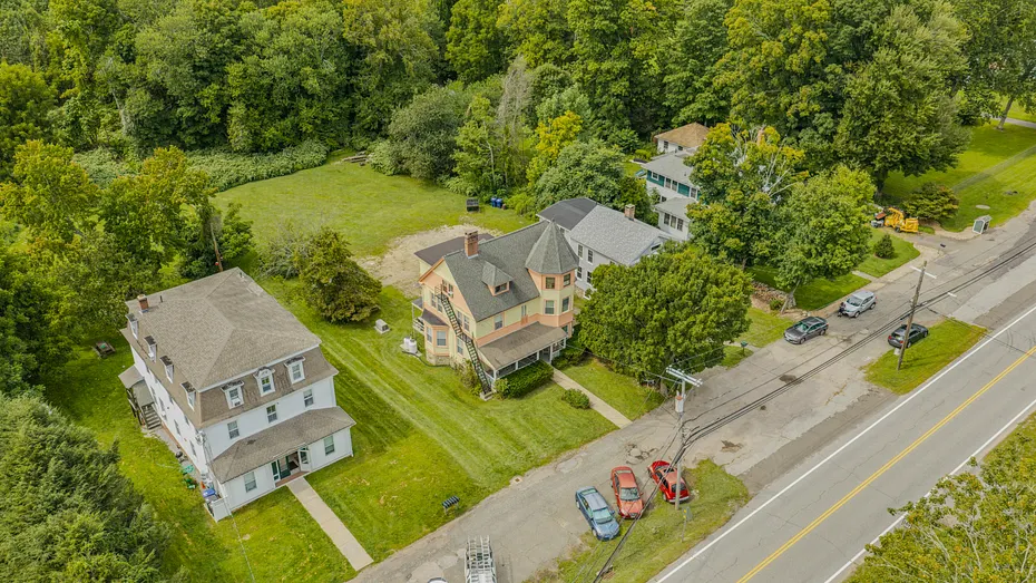 23 Plains Road Photo 38