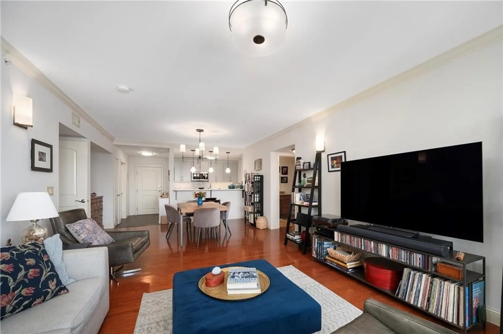 333 Atwells Avenue  #206 Photo 9