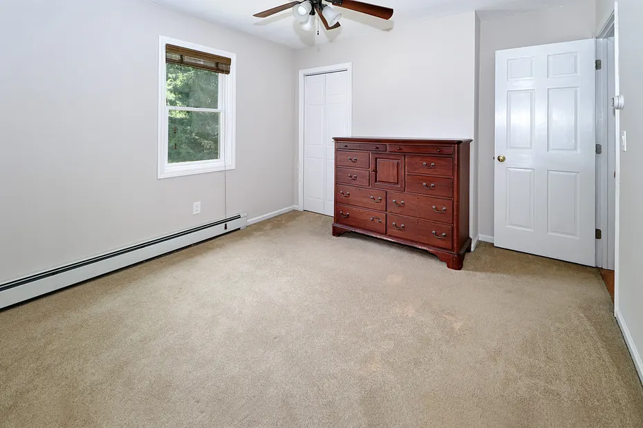 28 Brook Road Photo 23