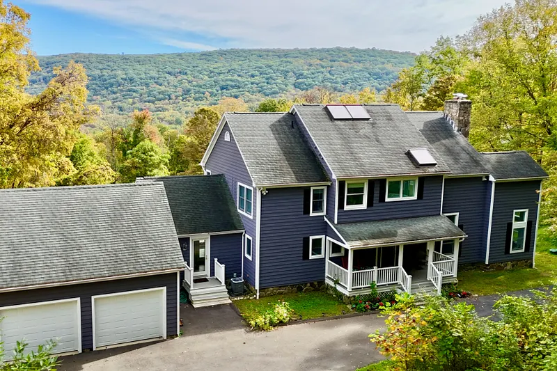 168 Cobble Road Photo 40