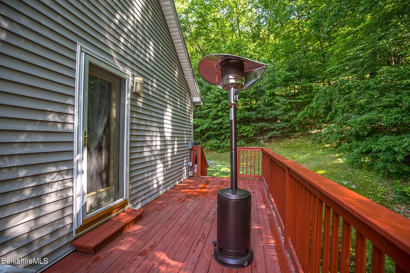 120 N Hoosac Rd Photo 39