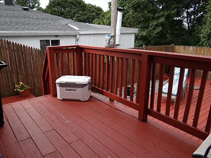 25 Marshall Ave Photo 33