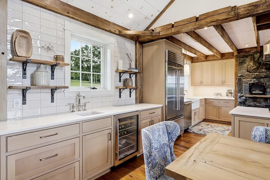 54 Patten Road Photo 11