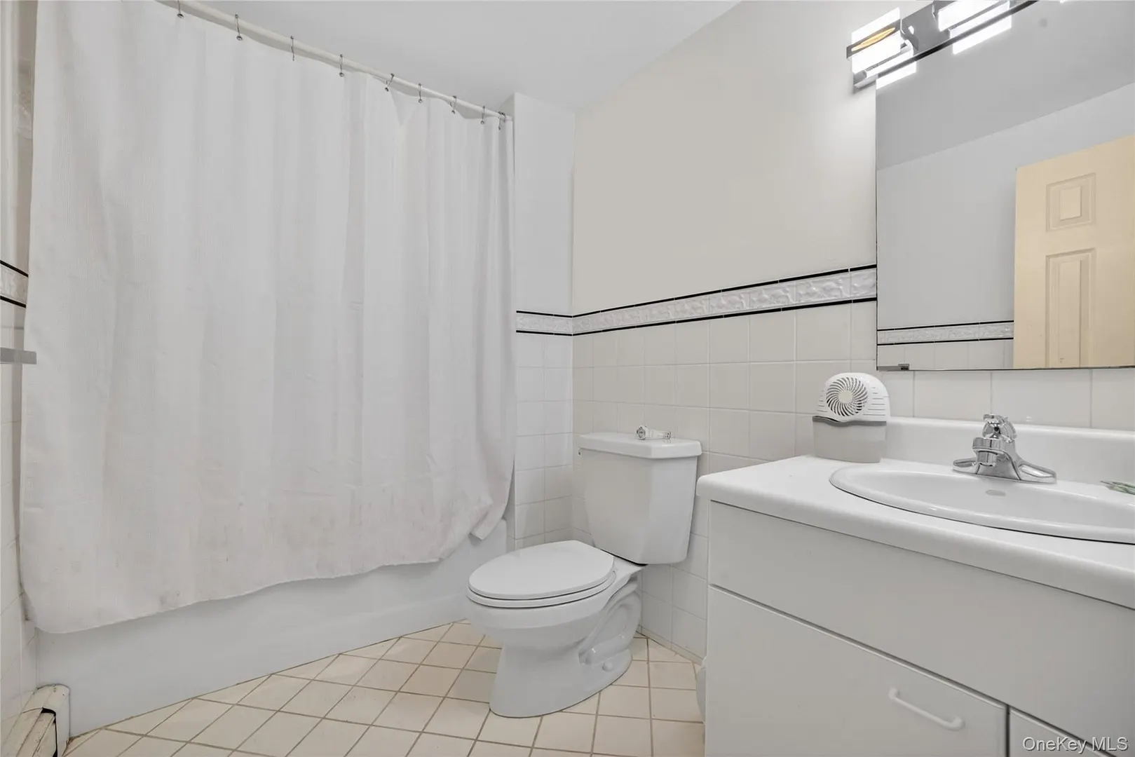 3 Leir Court Photo 33