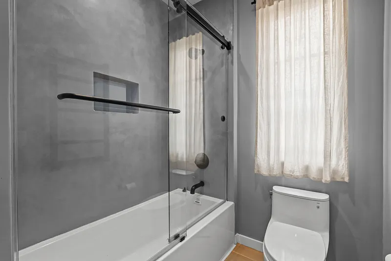 3031 Purchase Street Photo 26