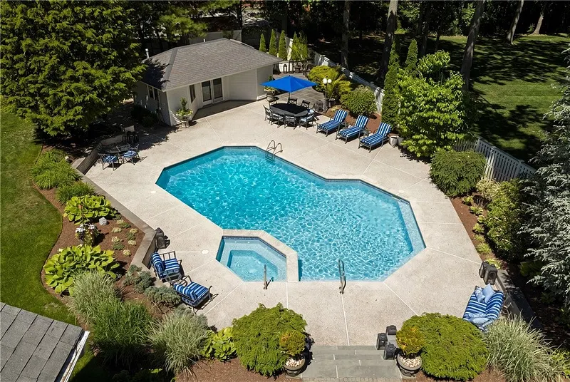 4 Jones Circle Photo 29