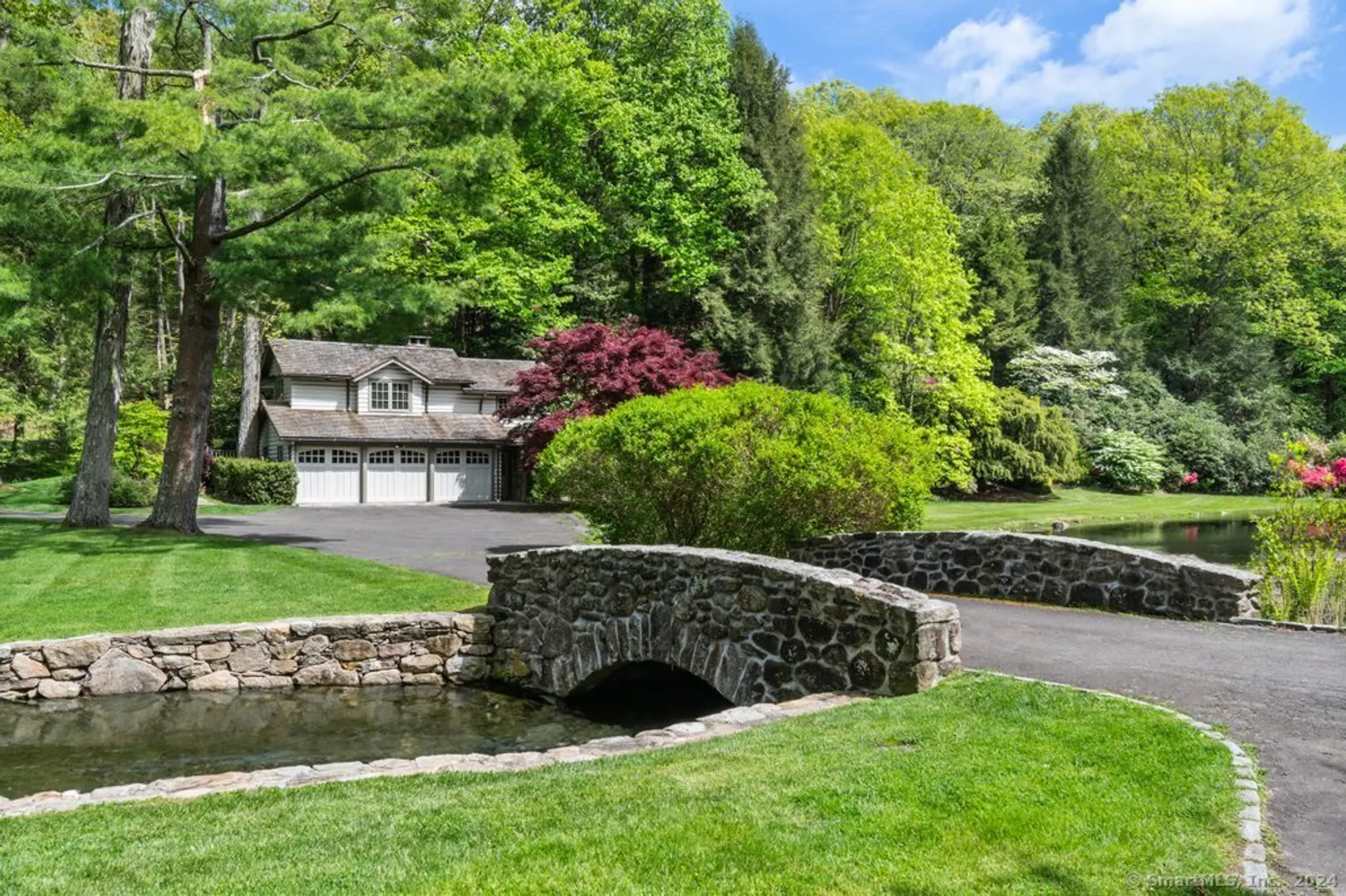 Stamford Single Family Photo 24