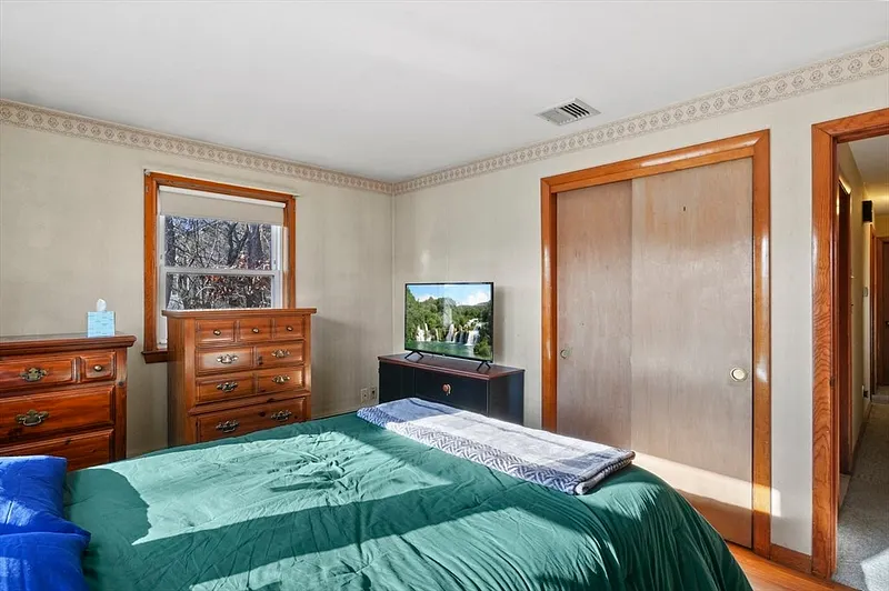 302 Field Street Photo 19