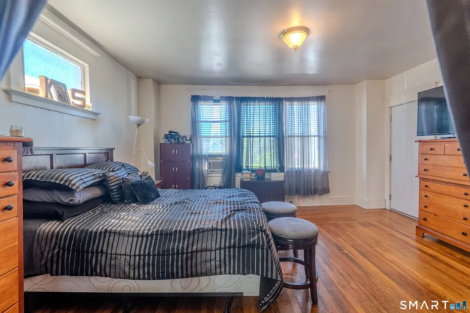 65 Parmalee Avenue Photo 15