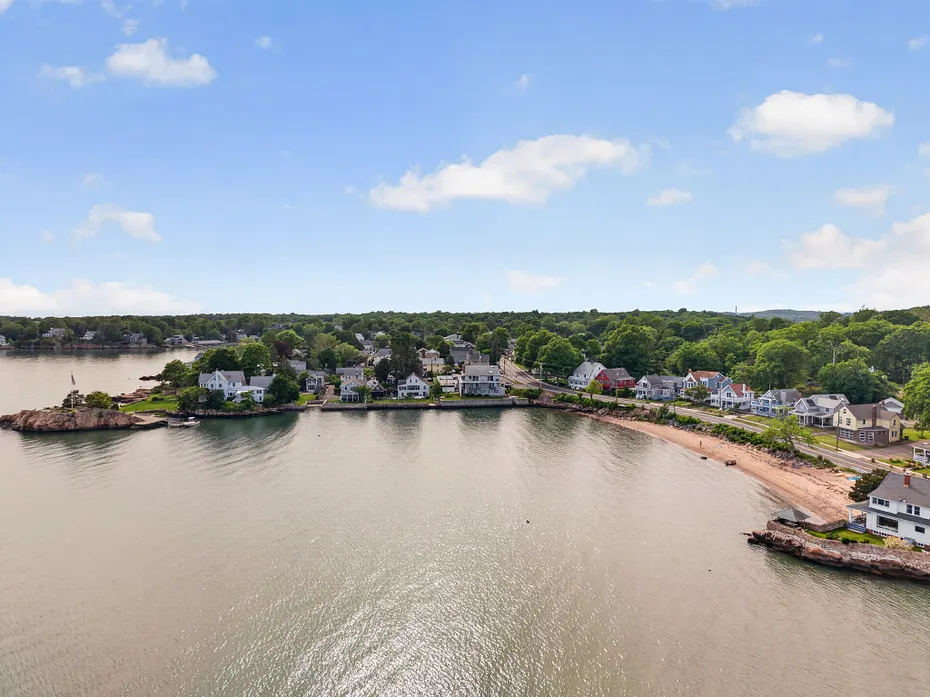 284 Shore Drive Photo 36