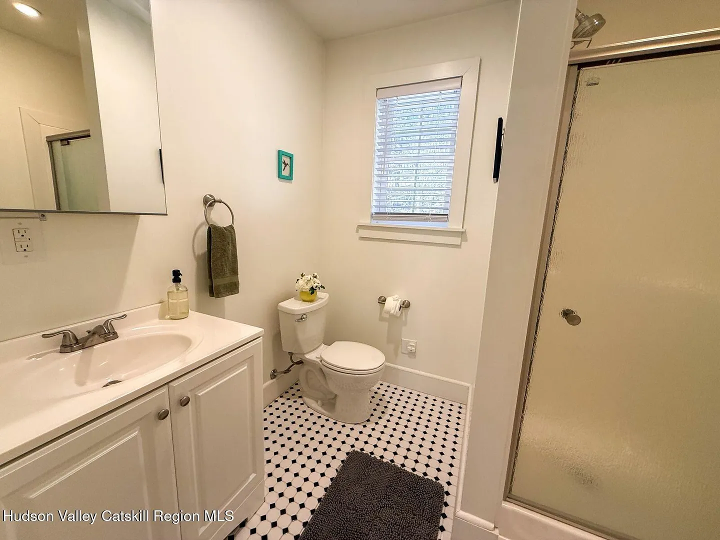2211 W Hubbell Hill Road Photo 32