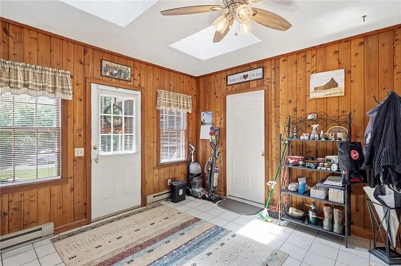 5675 Flat River Road Photo 17
