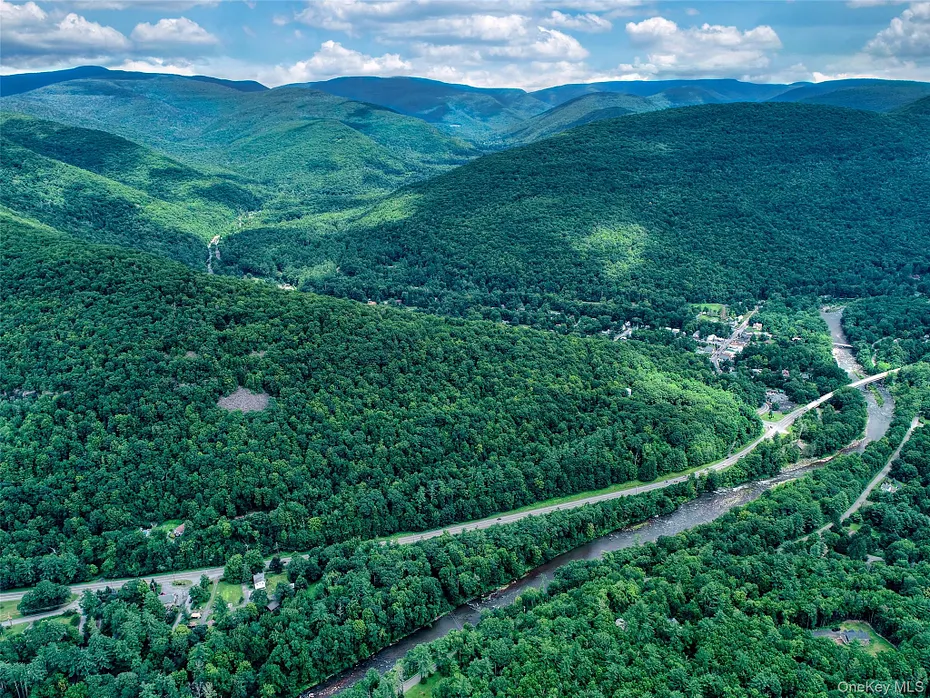 Tbd Ny-28 Route Photo 14