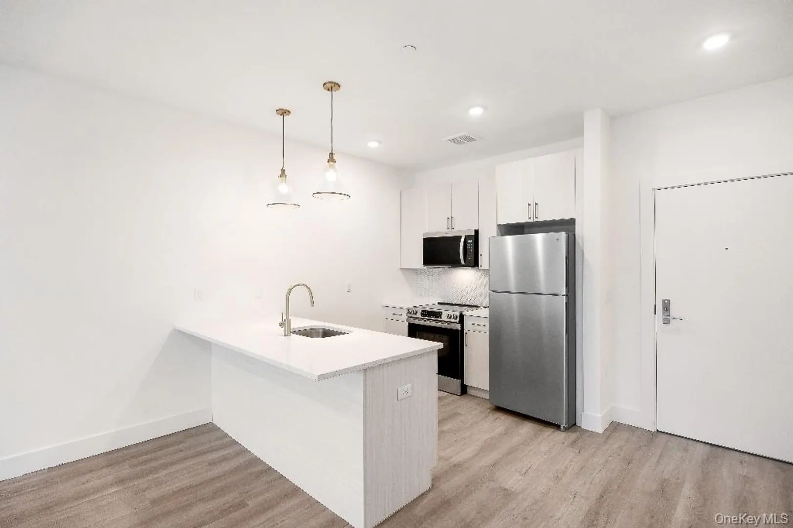 306 Bluestone Court  #104 Photo 26