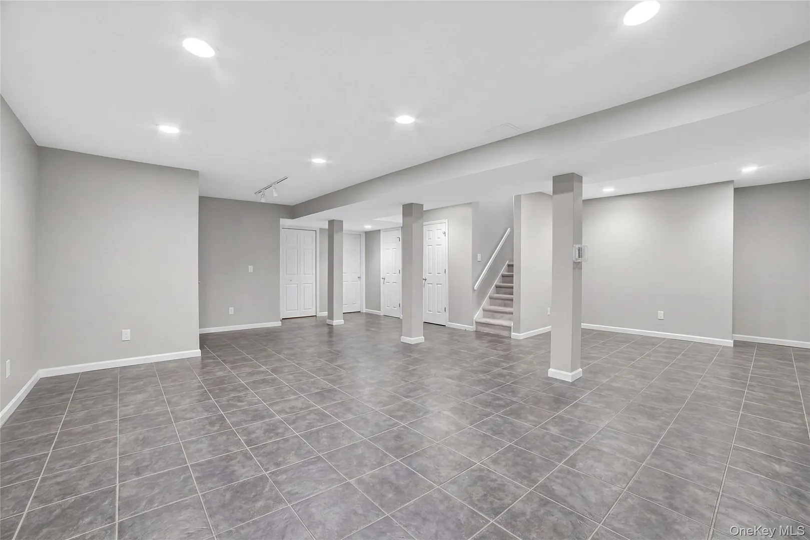 3 Leir Court Photo 30