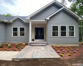 39 Ratlum Mountain Road