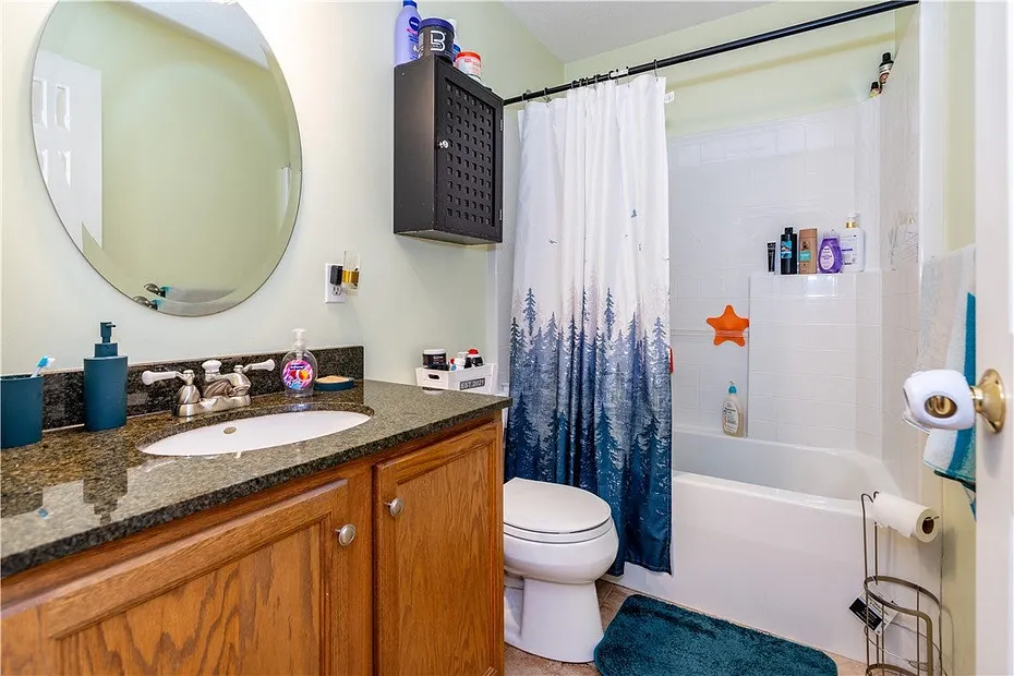 50 South Pond Drive Photo 41