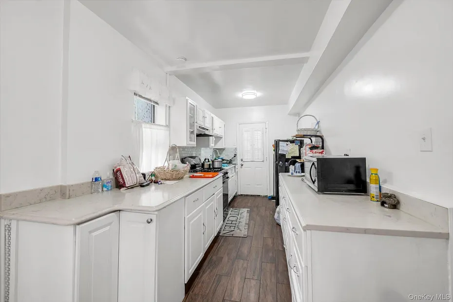 1609 Colden Avenue Photo 16