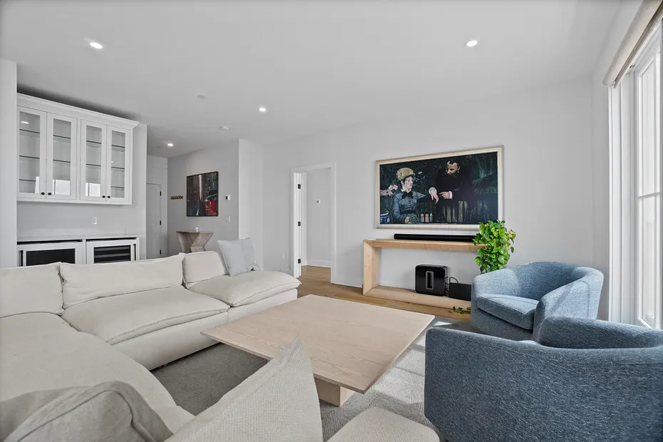 185 Main Street  #APT 301 Photo 5